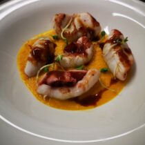 crema di carote e anice, totanetti, germogli di crescione
